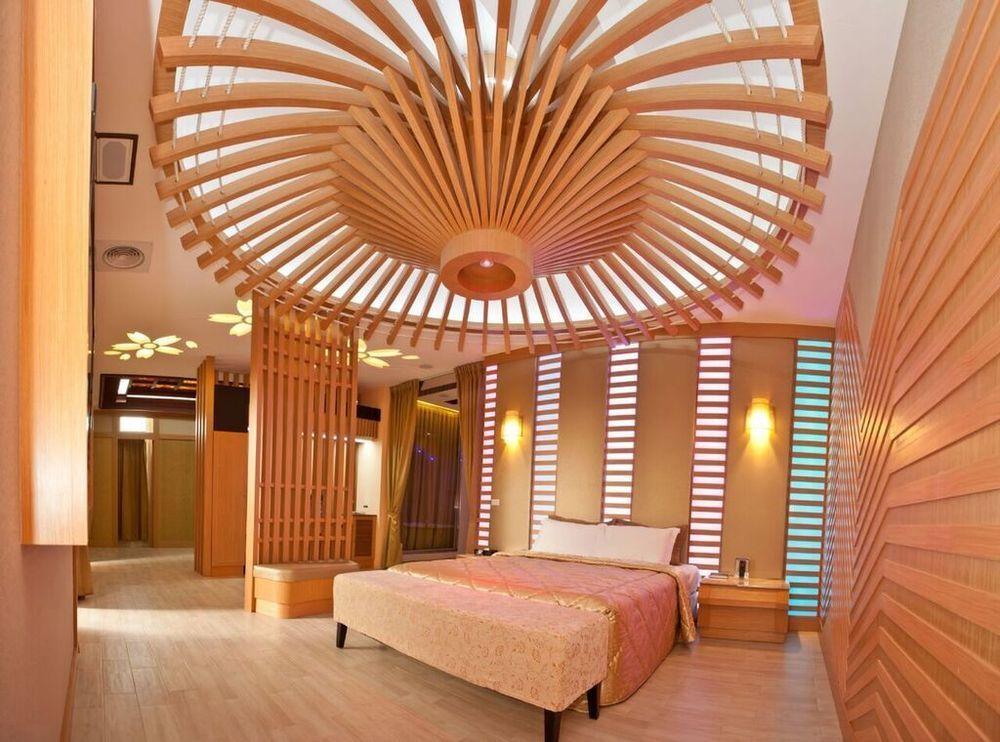 Wei Feng Hotel - Kaohsiung Buitenkant foto